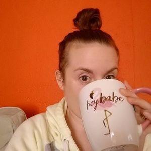 Meet your Posher, Desiree